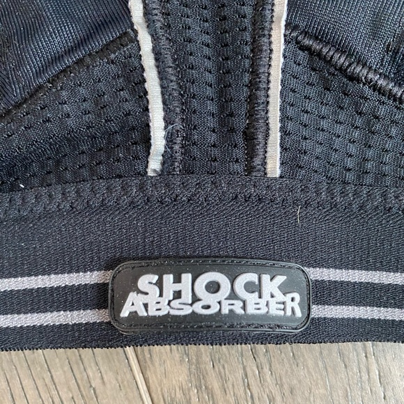 Shock Absorber Sports Bra - Picture 5 of 8